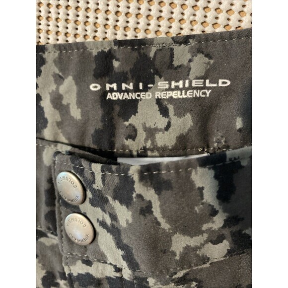Columbia Omni‎ Shield Womens Camo Pants Sz 16 Multi  Advanced Repellency Outdoor - Picture 4 of 6